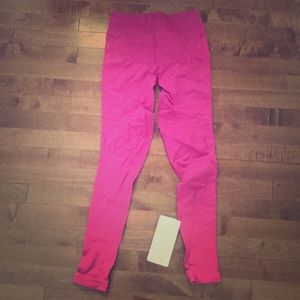 Zone in tight LULULEMON